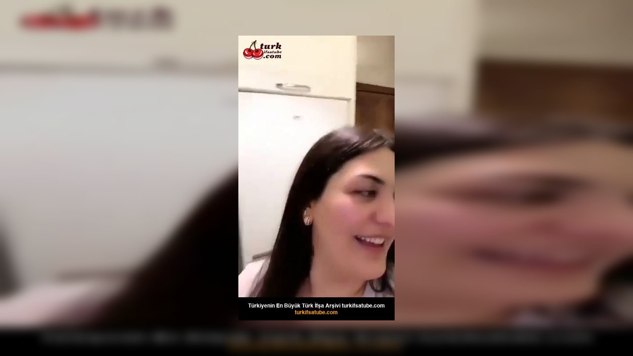 Tango Tokyo ifşa Memelerini gecelik kapatamadı