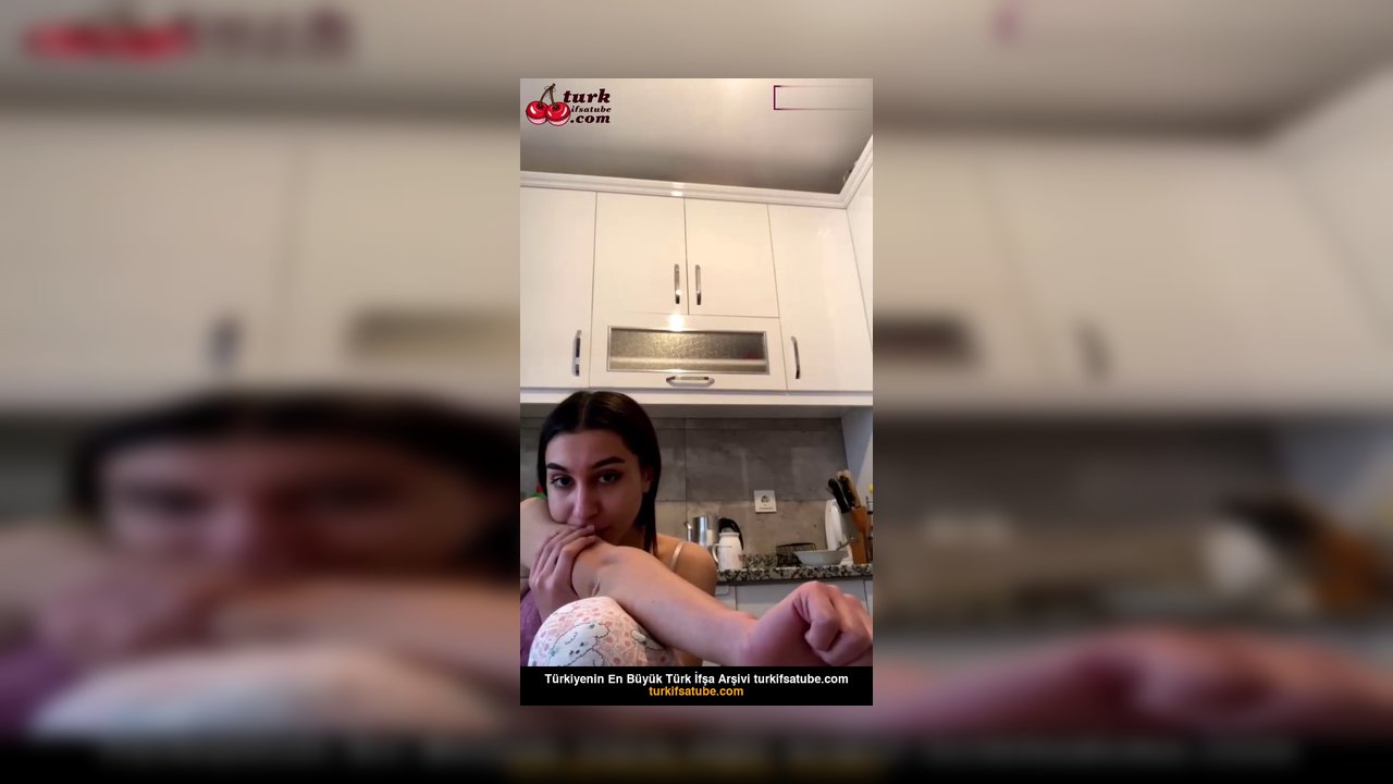 Ceyda Sevim ifşa 2 genç kız meme açıp kalçalarını tokuşturdu