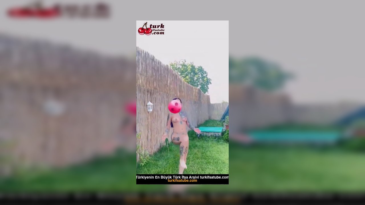 Yağmur Şimşek ifşa tatilde top üstünde sekiyor