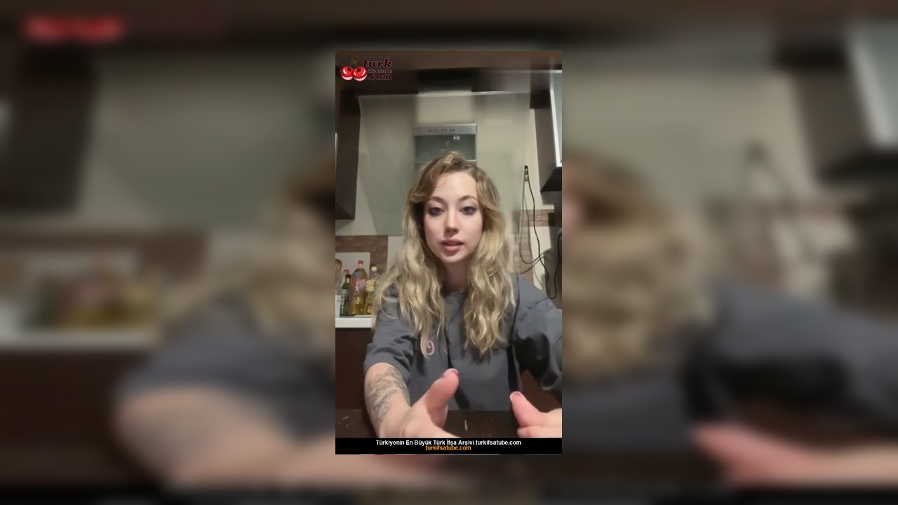 Luna Bognya ifşa izleyenlere kalça gösterdi