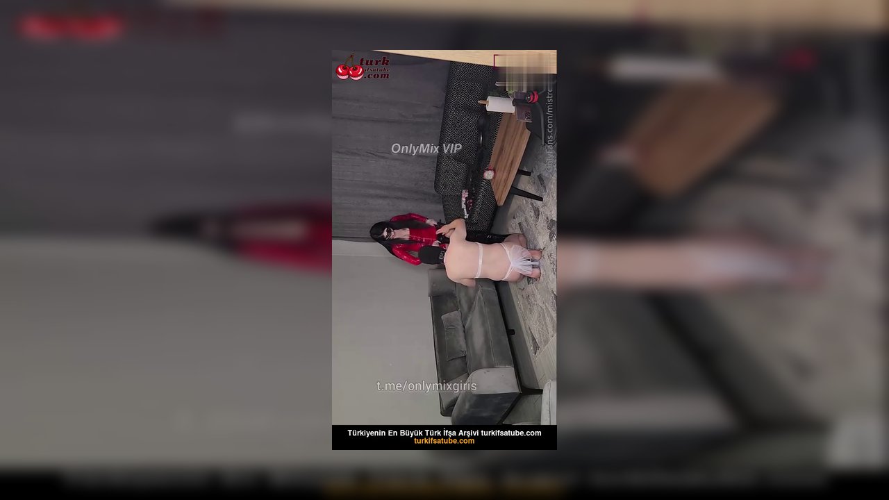 Köle Sikiş MistressMerve takma sikle kölesini götünden becerdi