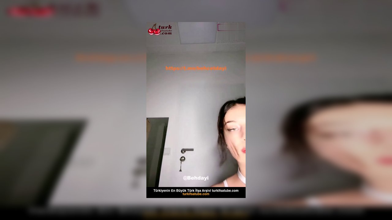 Tango Cansu ifşa Ateşli kız beyazlar içinde yayın yaptı