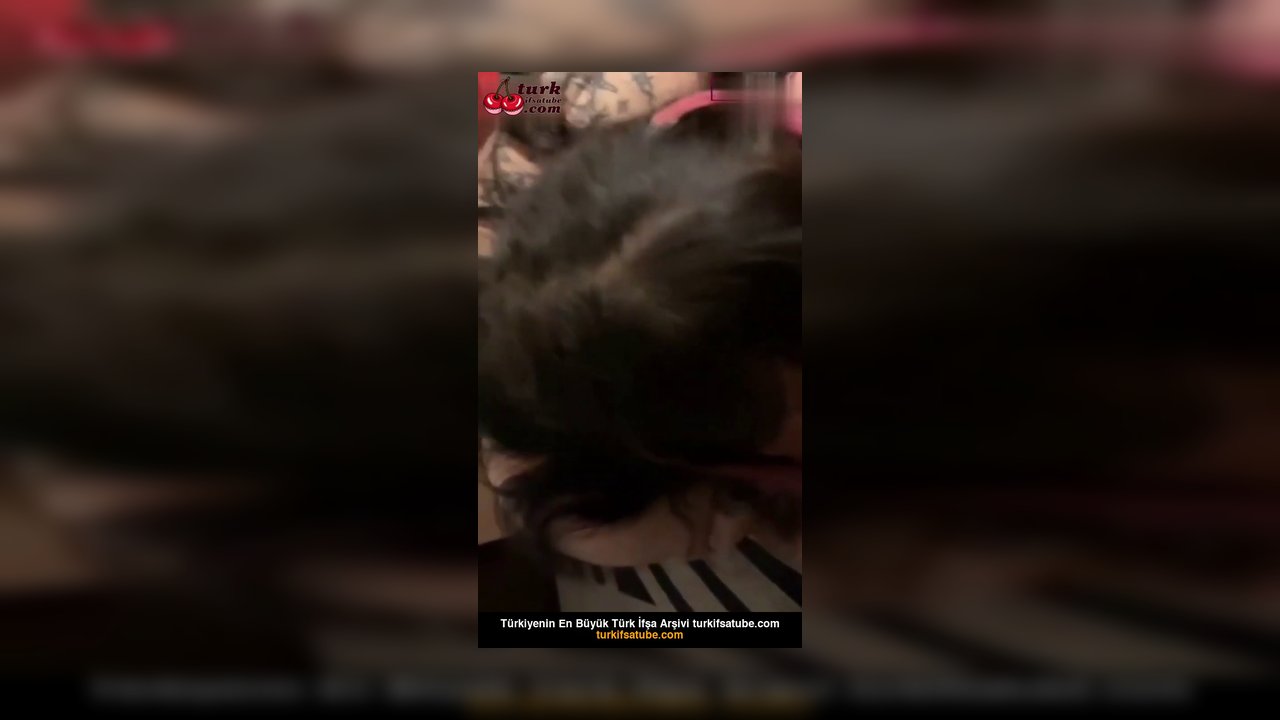 Larissalena ifşa Türk hatun Ağzıyla yarrağı vakumladı