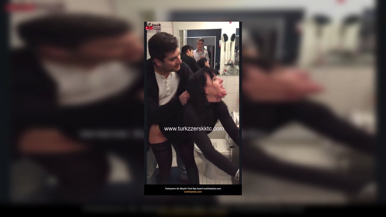 Sekreterini sikerken üvey babası kameraya çekiyor