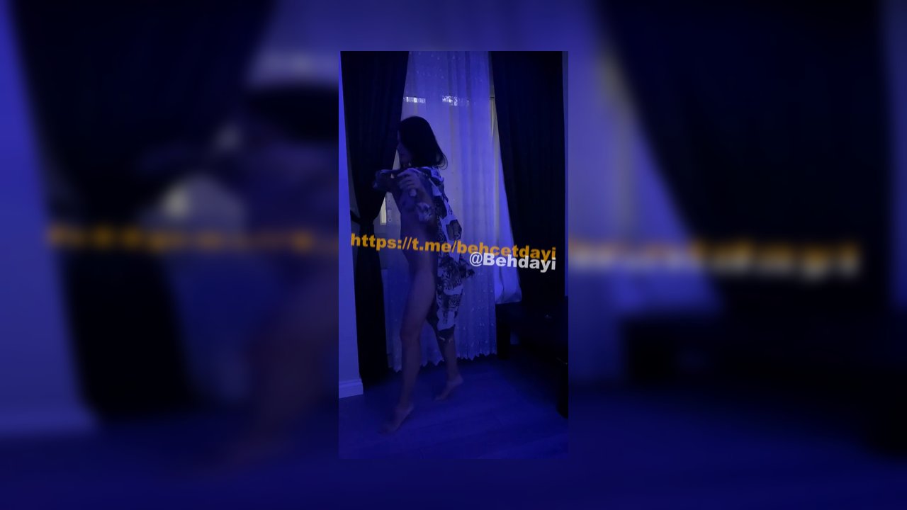 Türkiyede Yaşayan Rus Kızı Kira'nın Youtube Katıl ve Onlyfans Videoları Part 6