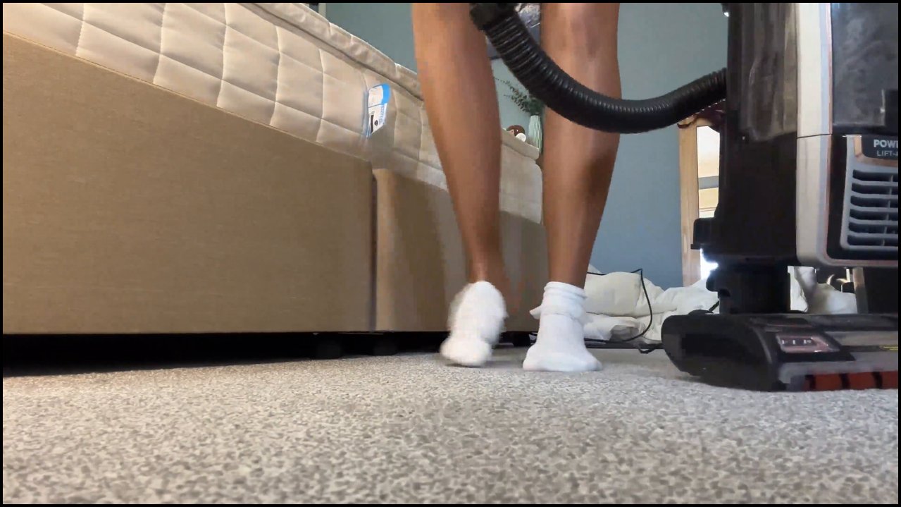 Hannah (It’s Hannah) Patreon ifşa Temizlik video Part 25