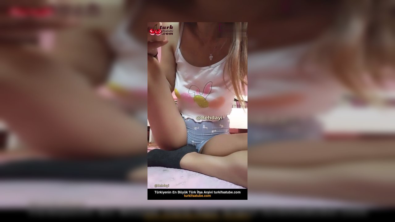 Tango Diloş ifşa nude sonunda soyundu