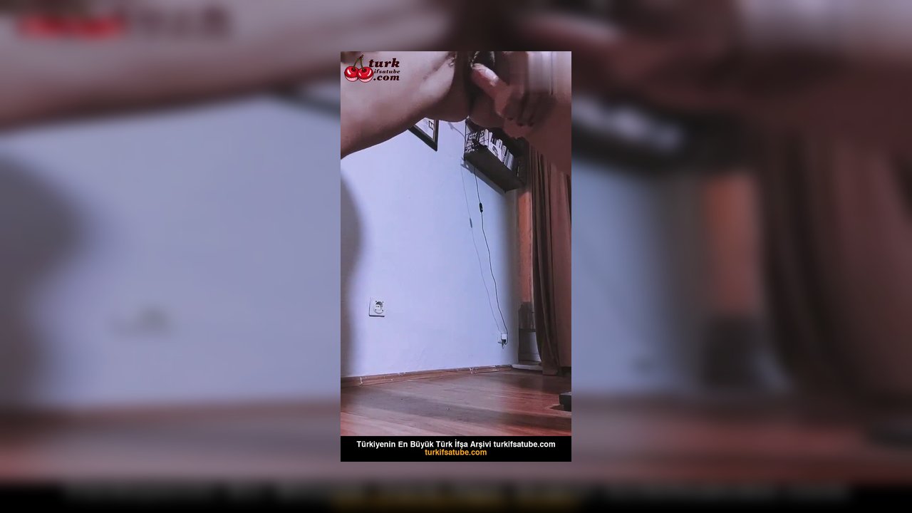 Kültürlü Şeftali ifşa Götüne dildo soktu