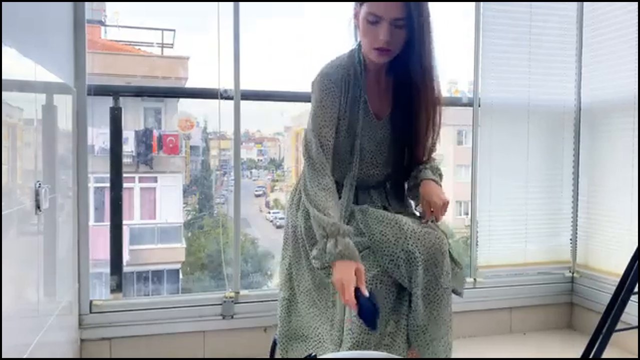 Türkiyede Yaşayan Rus Kızı Kira'nın Youtube Katıl ve Onlyfans Videoları Part 49