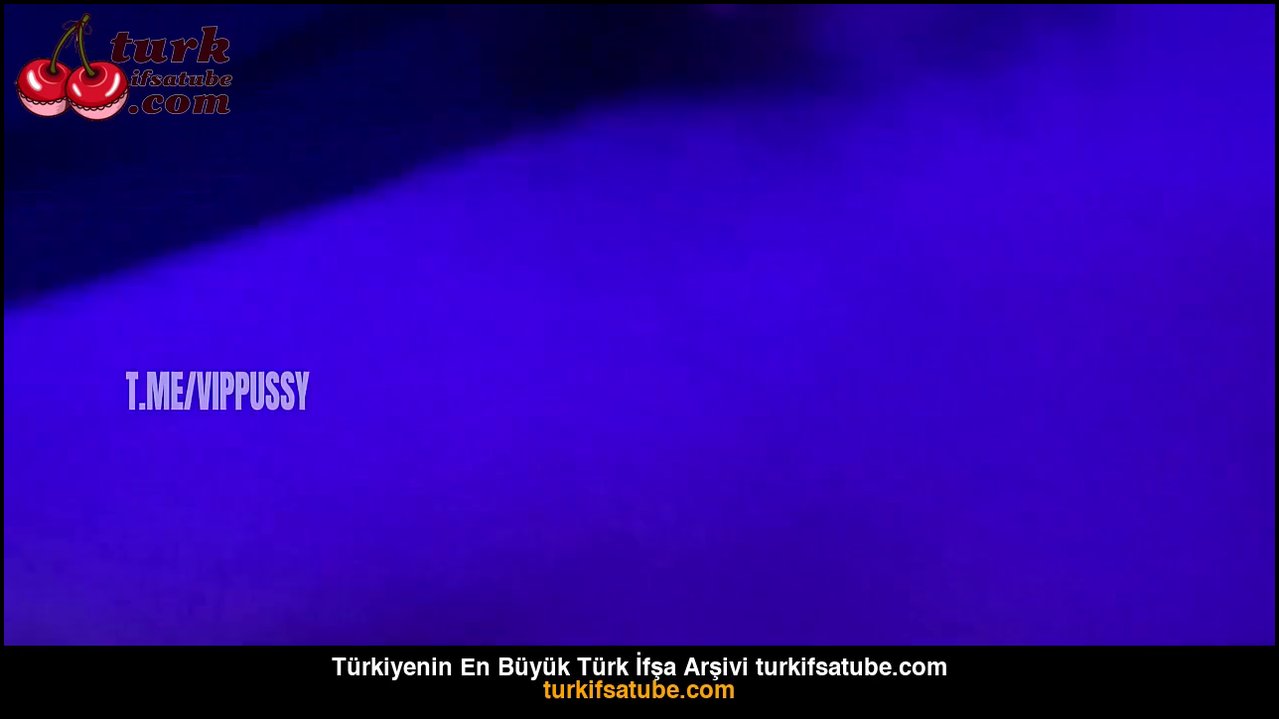 Venüs Özçam Porno Ön sevişme sonrası ağzıyla boşalttı