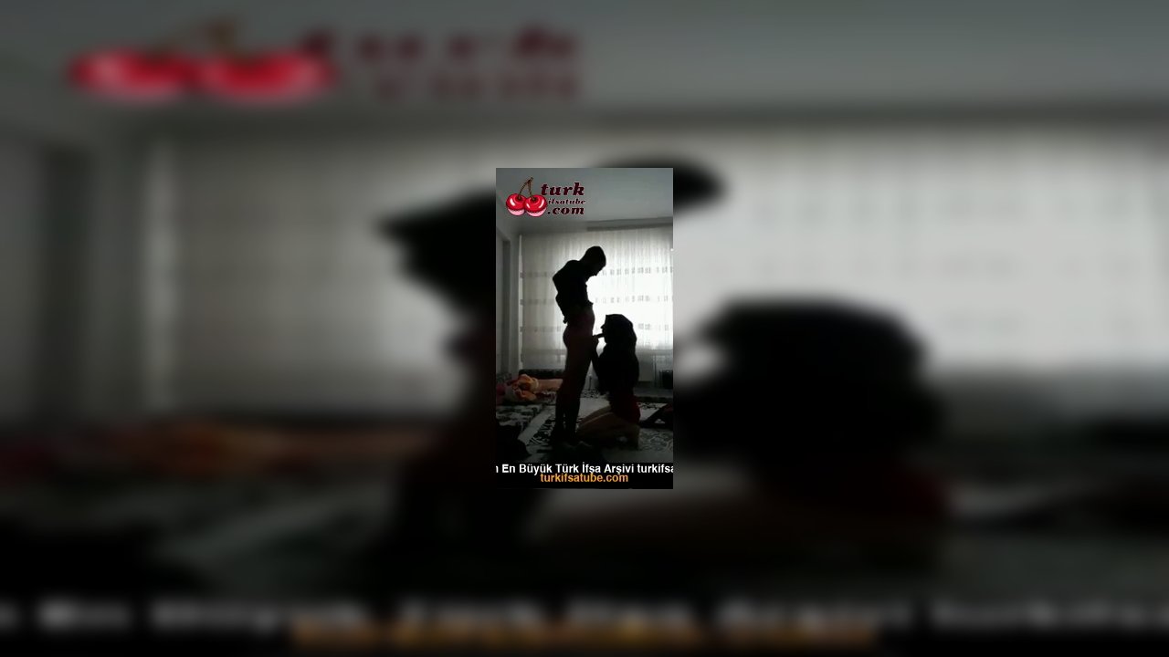 Üniversiteye yeni başlayan Türbanlıya sakso