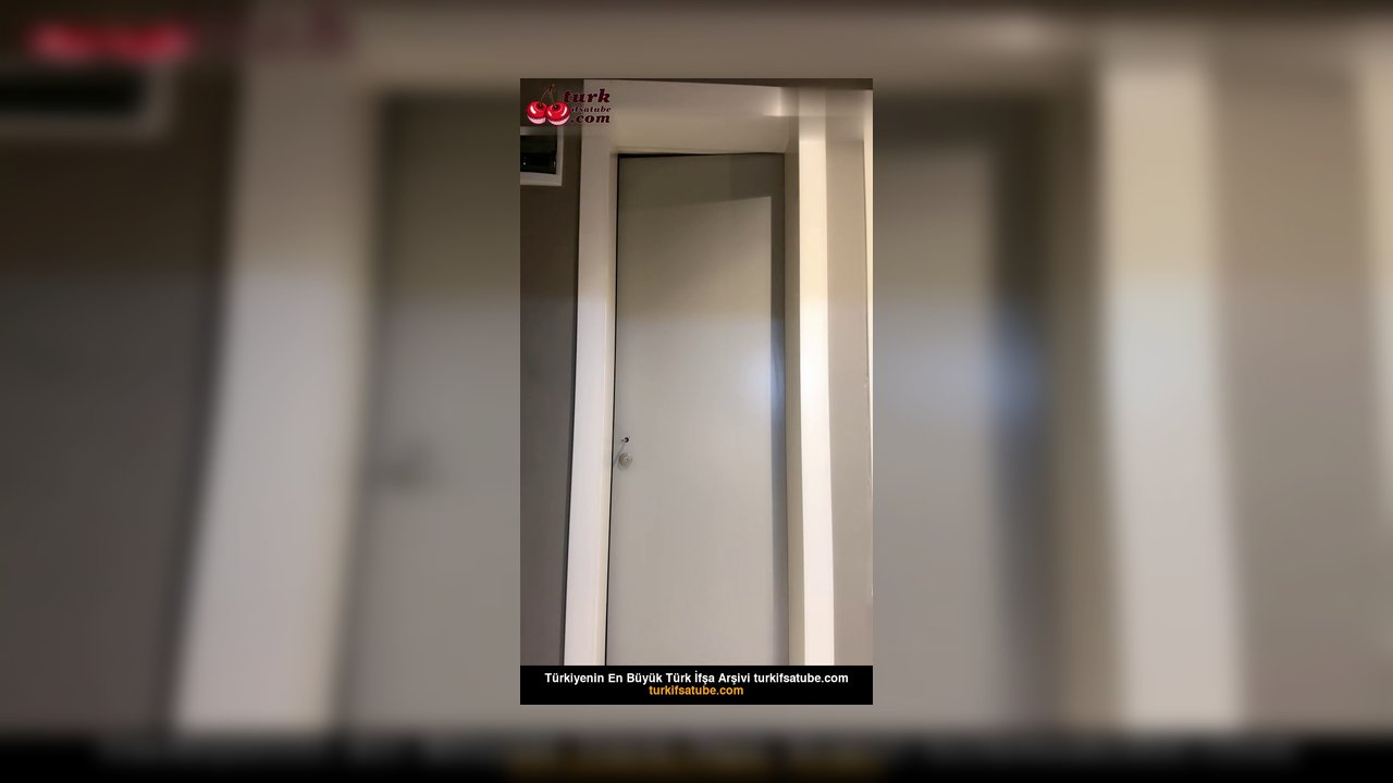 BenPoine ifşa Leopar gecelikli HD dans videosu seyret