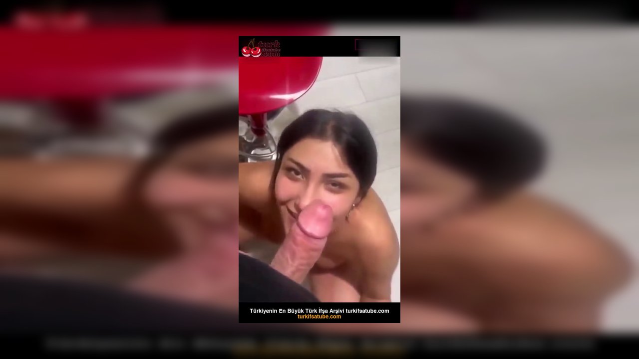 Esmer hatuna kolum gibi yarrağını sundu