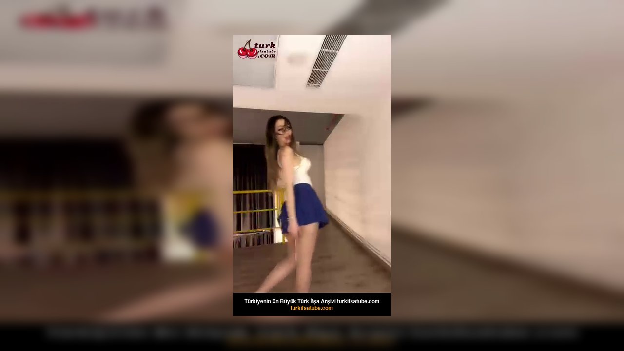 Tango BenPoine ifşa Mini etekli canlı yayın videosu seyret