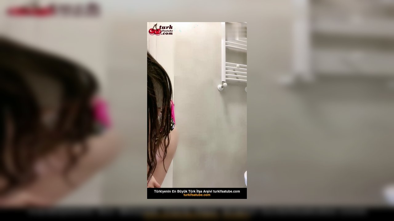 Mercedes Sena ifşa Banyodan video çekti