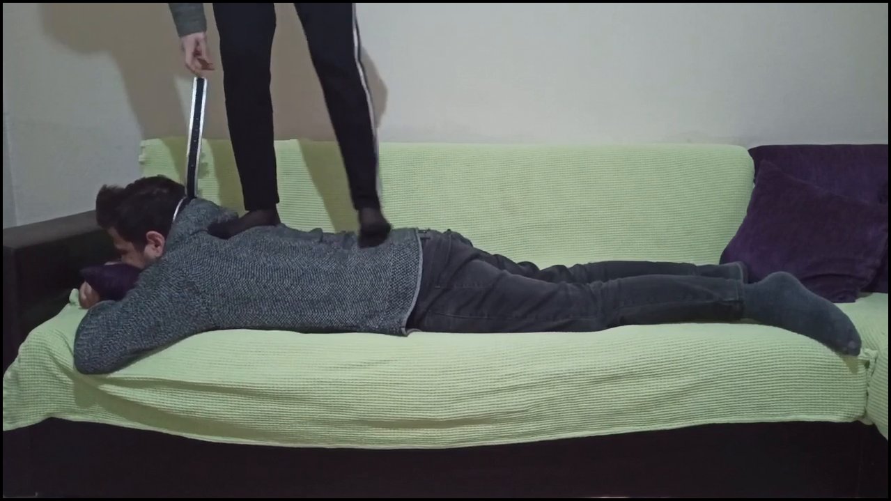 KRALİÇE YÜZÜME OTURDU!