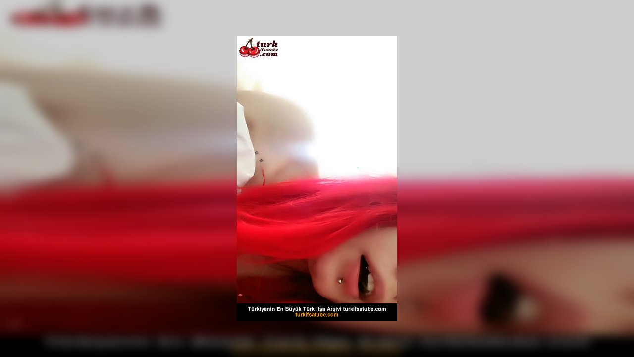 Tango Mericeyn ifşa Gömleği açıp memelerini gösterdi