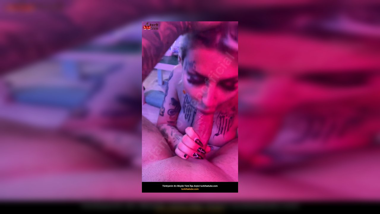 HD Porno Damla özden seyir halinde arabada başladığı sikişi evde bitirdi