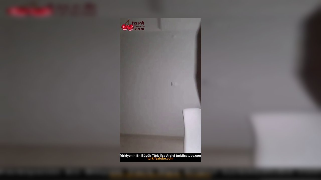 Kübra Sarı ifşa sandalye üstünde