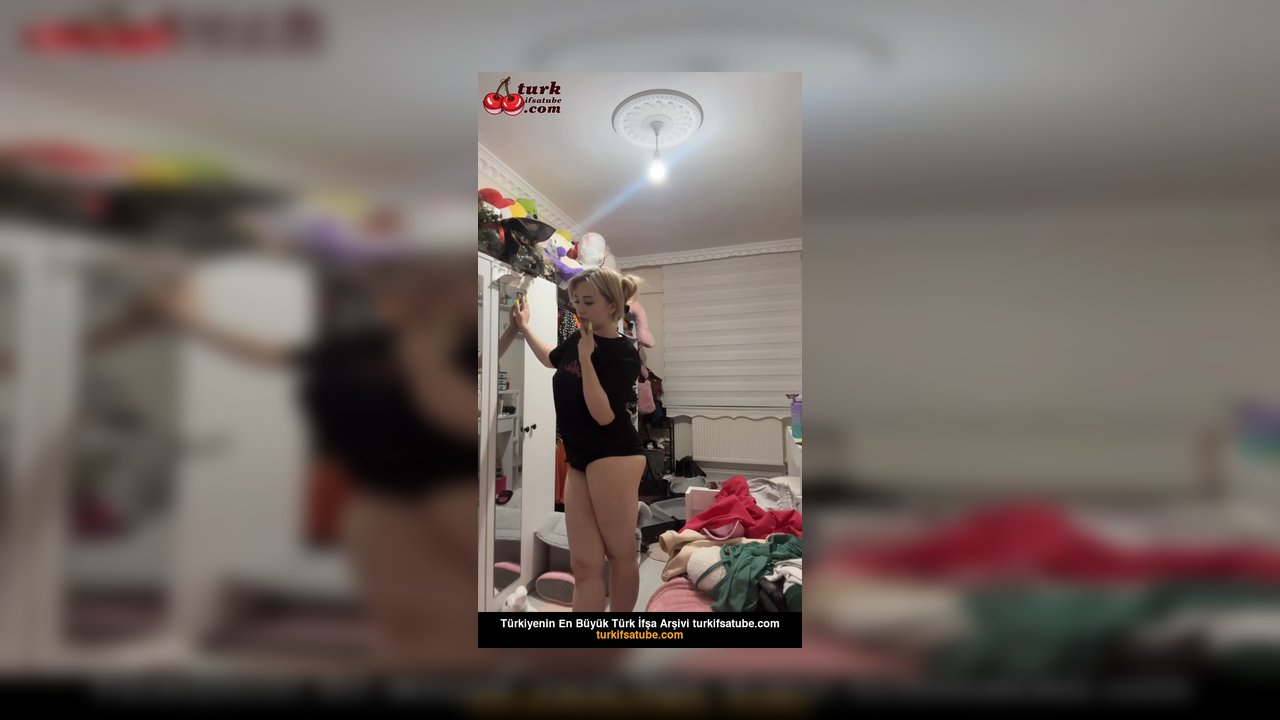 Ecrin Dilek Gökçe ifşa Dağınık odasında elbise aradı