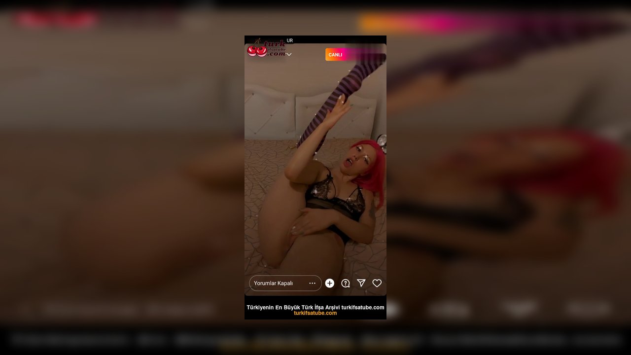 Laliberta ifşa Dildoya sakso çekip amcık sergiledi