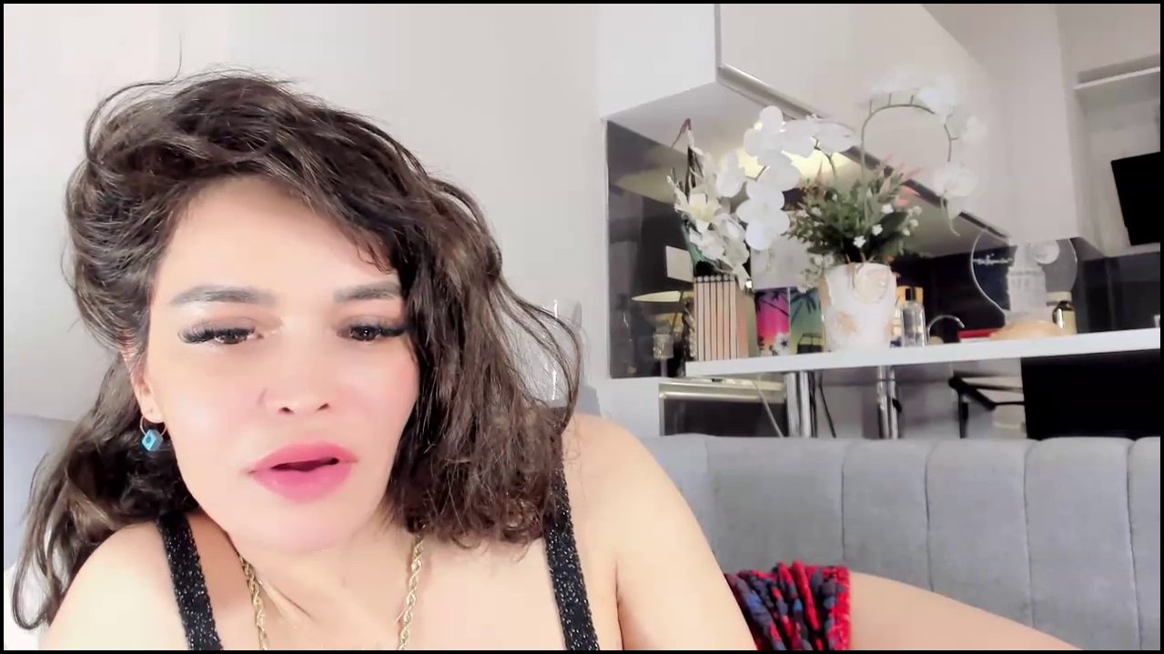 Fotomodel Zeynep StripChat ifşa videoları part 1