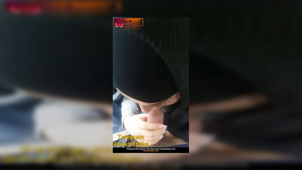 Suriyeli kızın ağzına verip göğüsleriyle 31 çektiriyor