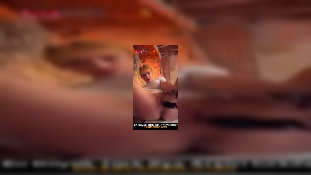 Nupelda ifşa Amına keser sapı gibi dildo soktu