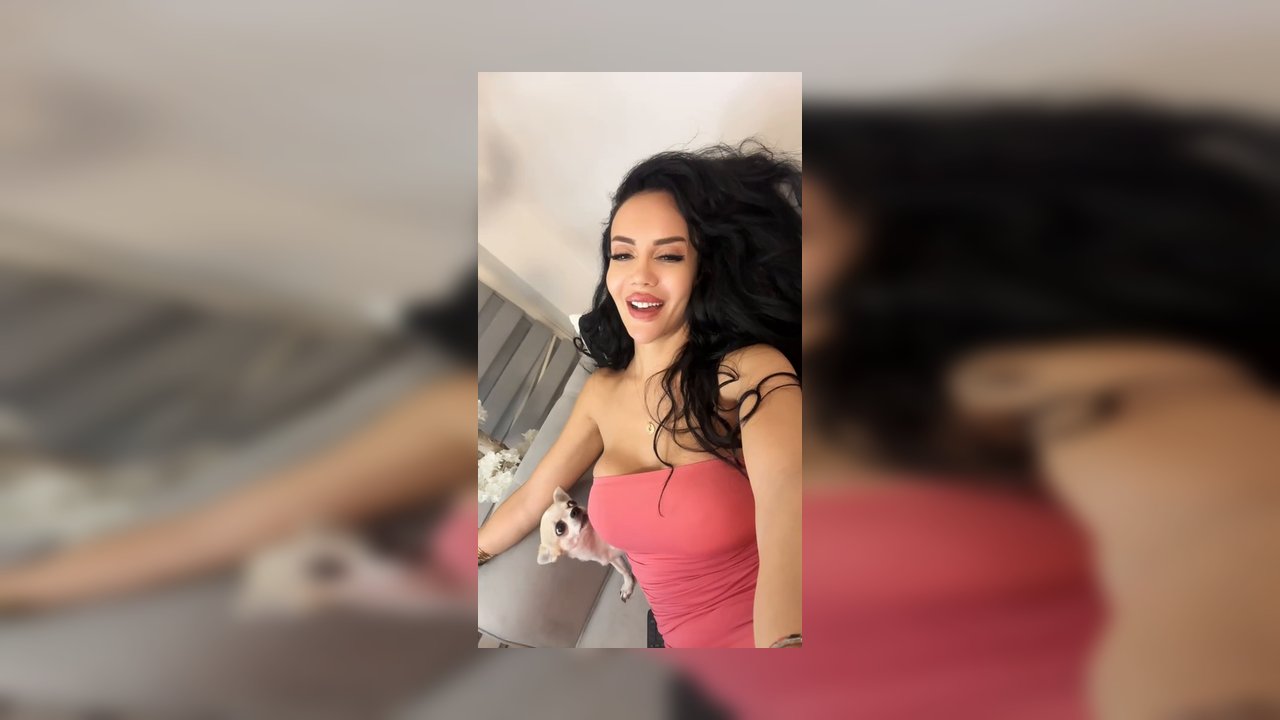 Melek Özçağan Premium İfşa Videoları Part 11